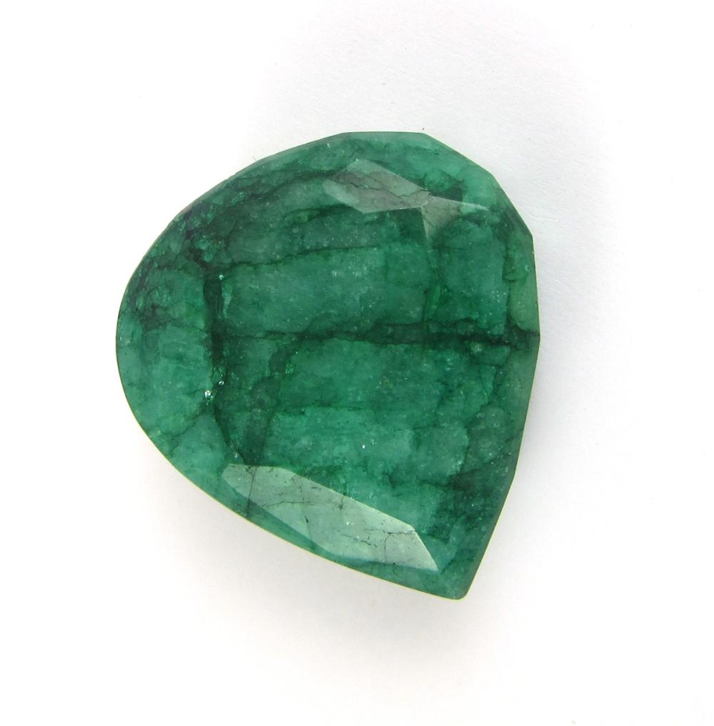LARGE UNSET EMERALD WITH IDENTIFICATION