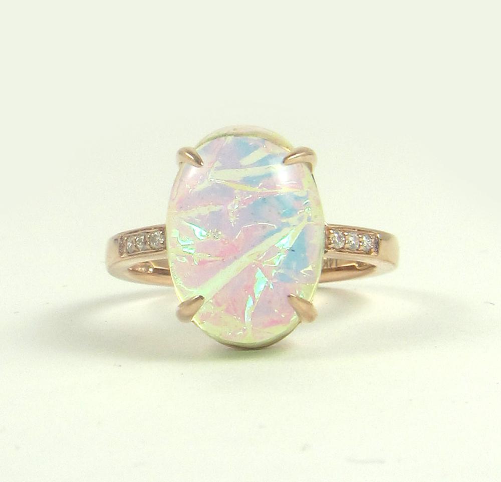 OPAL TRIPLET, DIAMOND AND FOURTEEN