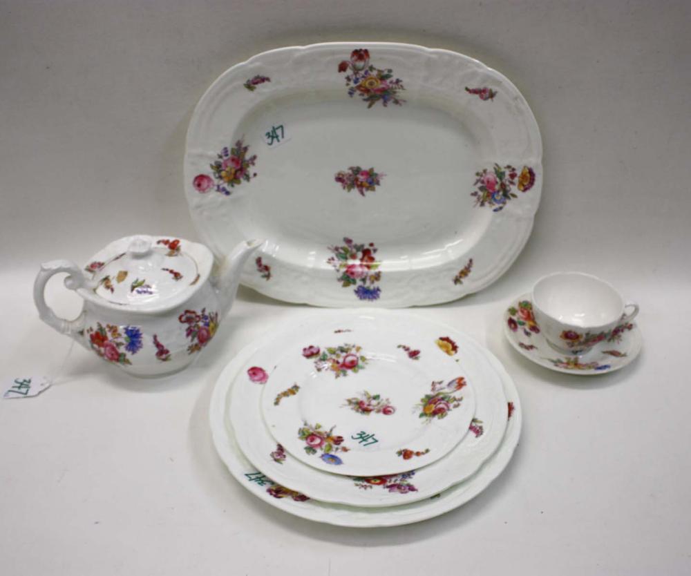 COALPORT SEVRES GROUP CHINA SET  33e6d8