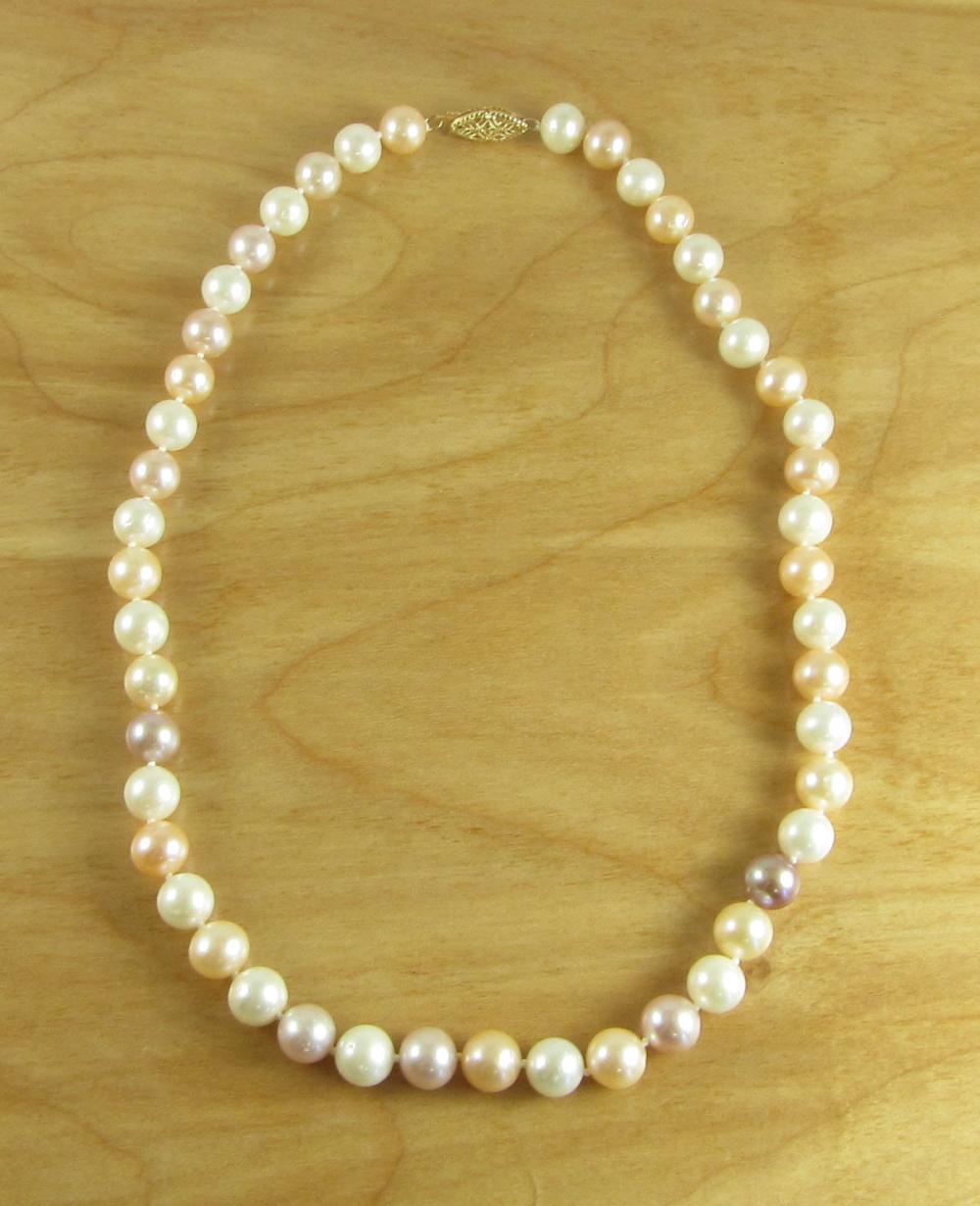 PRINCESS LENGTH MULTI COLOR PEARL 33e7c1