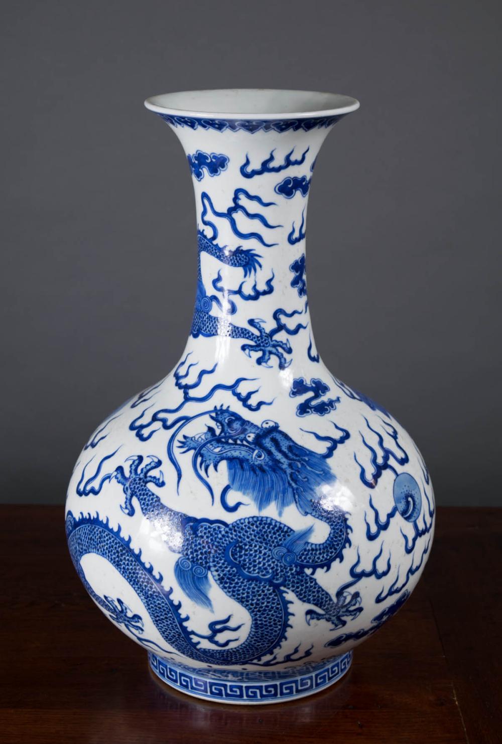 CHINESE BLUE AND WHITE DRAGON VASE,