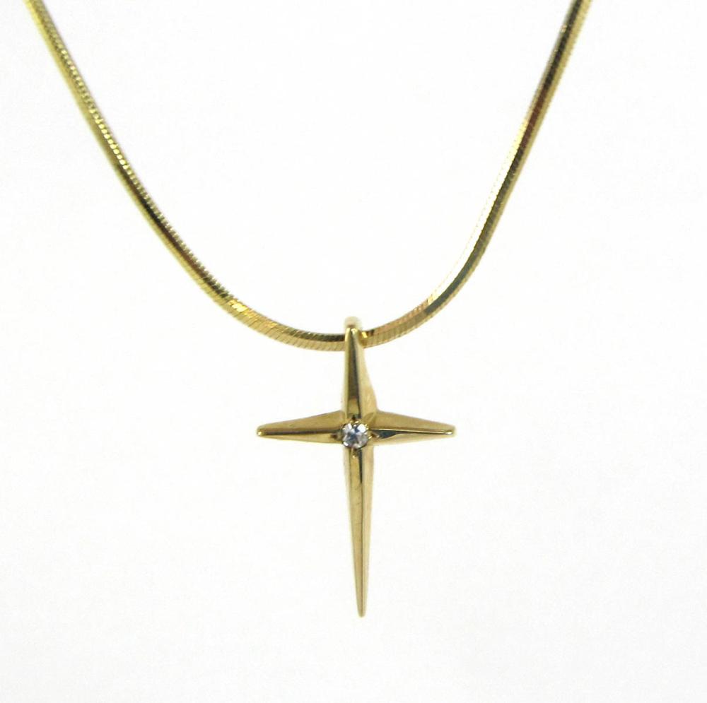 FOURTEEN KARAT GOLD CROSS PENDANT