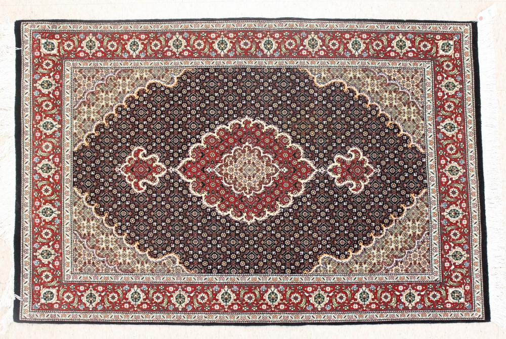 PERSIAN BIJAR AREA RUG, KURDISTAN PROVINCE,