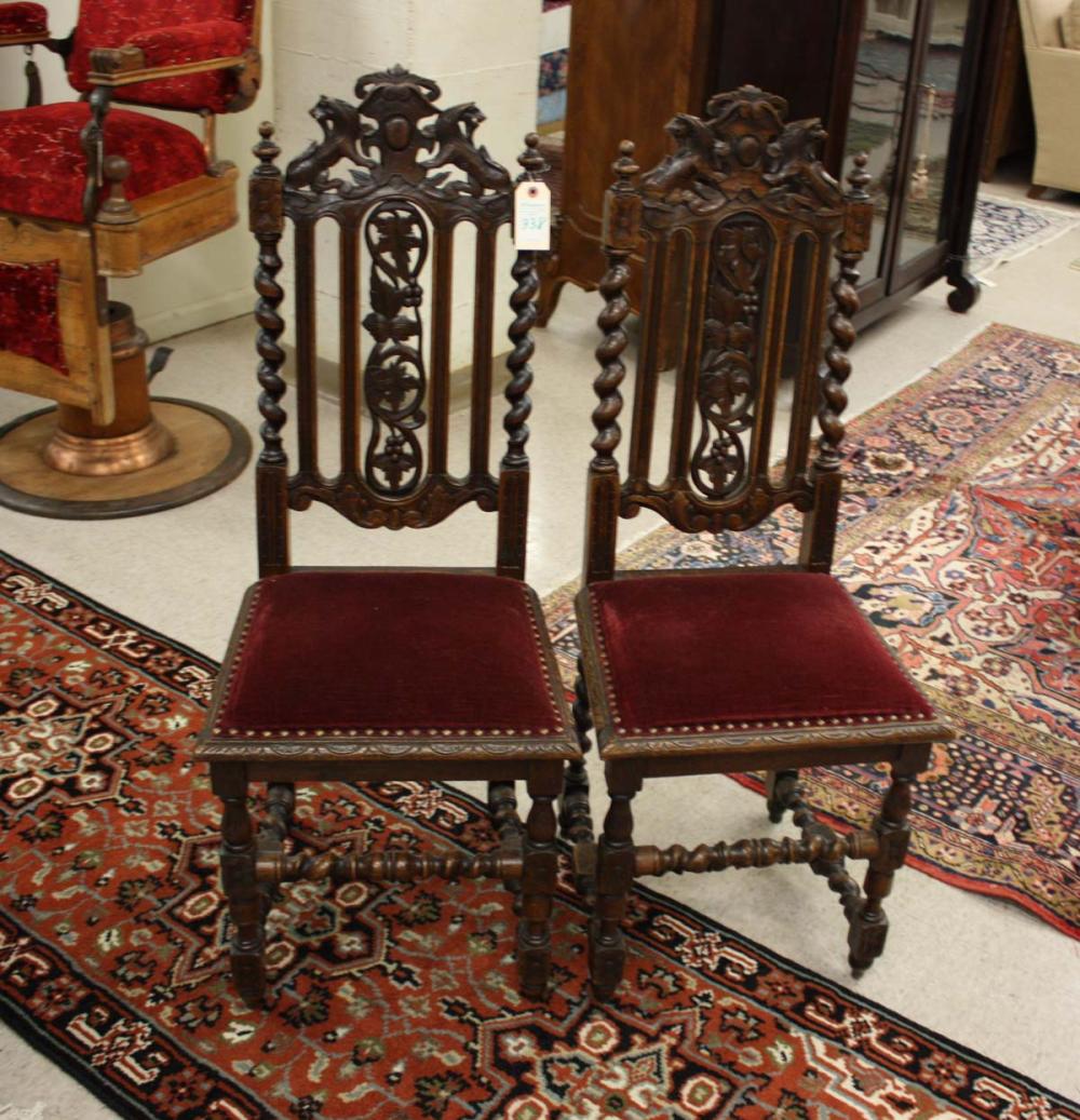 SET OF FOUR CARVED OAK DINING CHAIRS  33e8a1