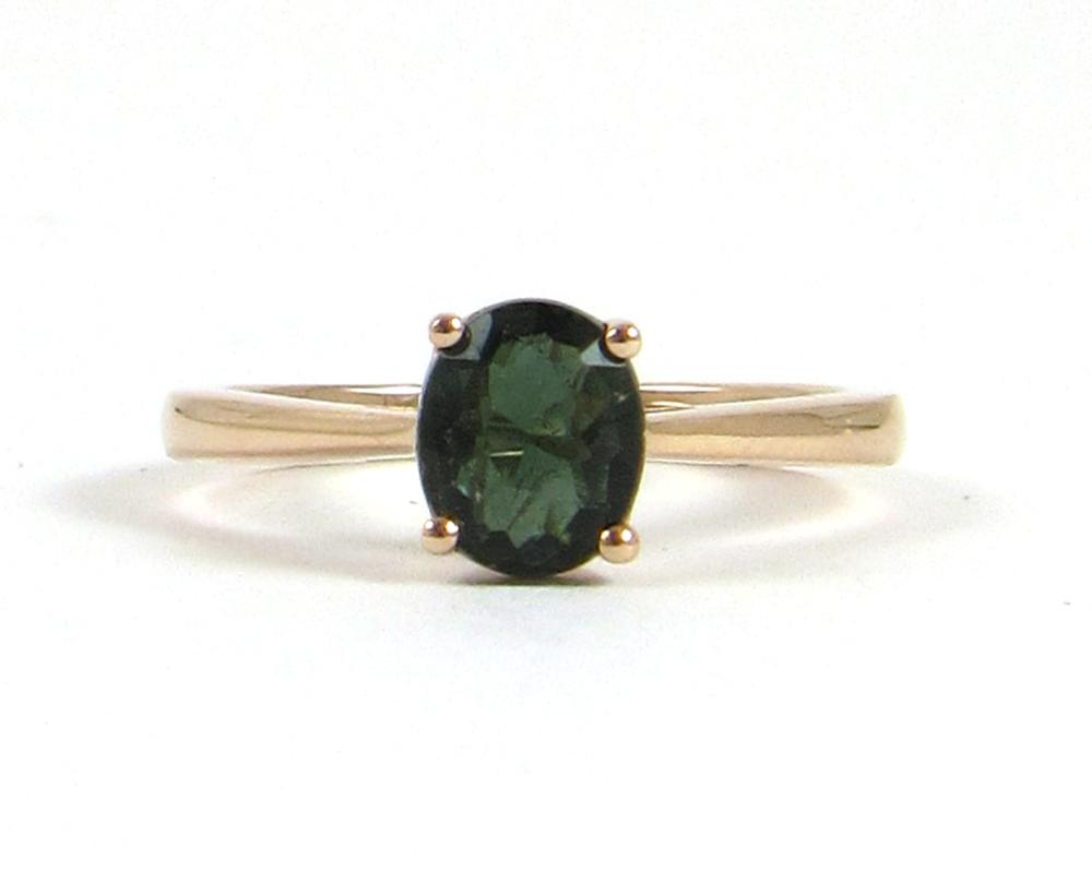 GREEN TOURMALINE AND FOURTEEN KARAT 33eaba