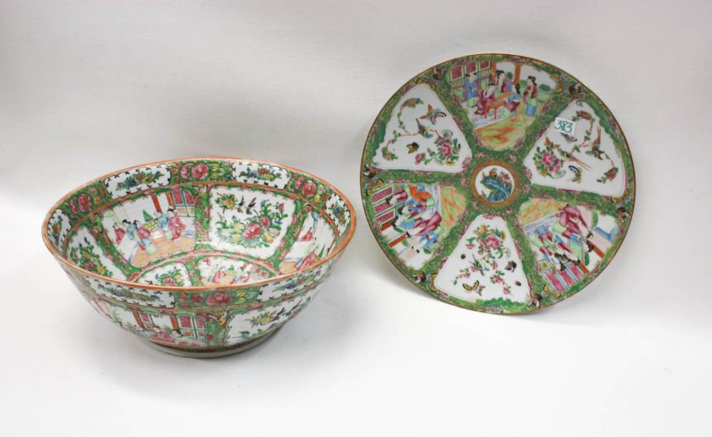 TWO CHINESE ROSE MEDALLION PORCELAIN