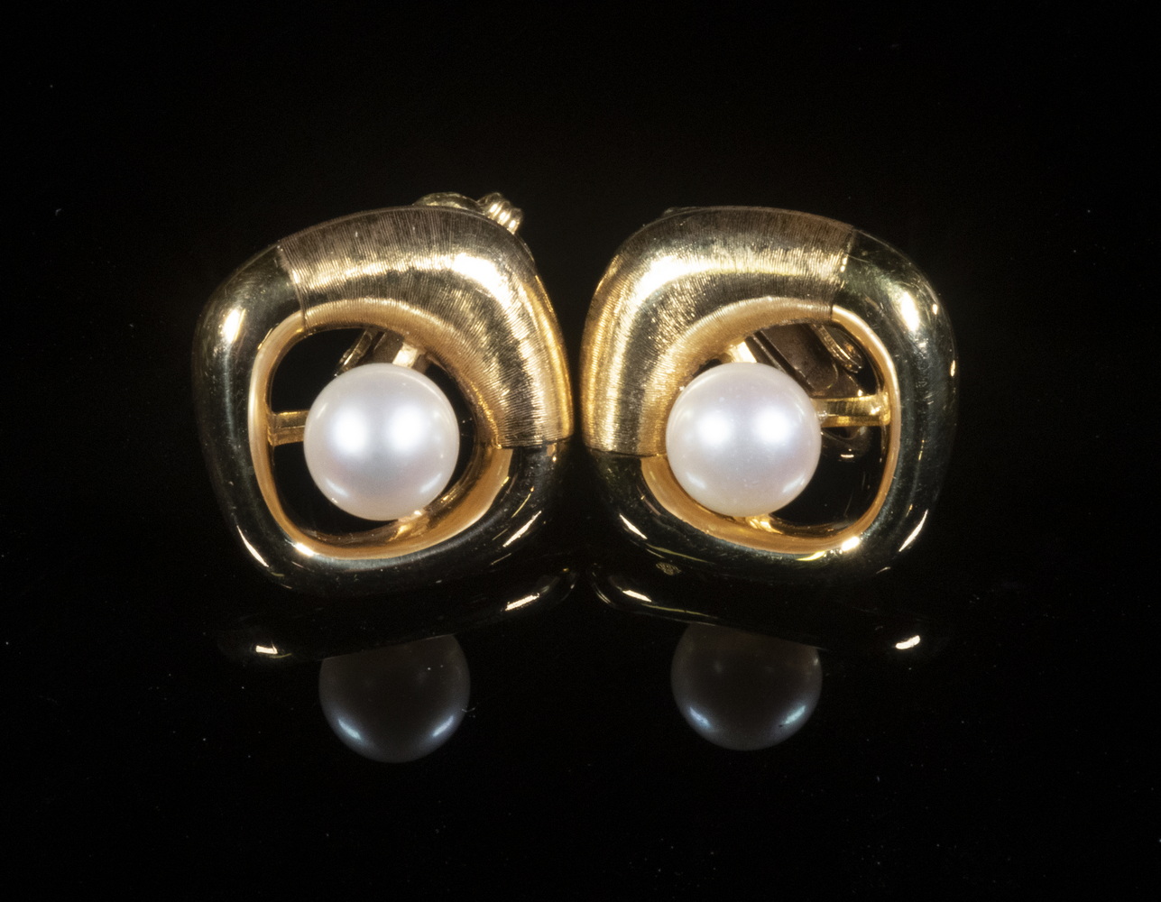 PR PEARL EARRINGS Pr of 14K Yellow 33ecc7