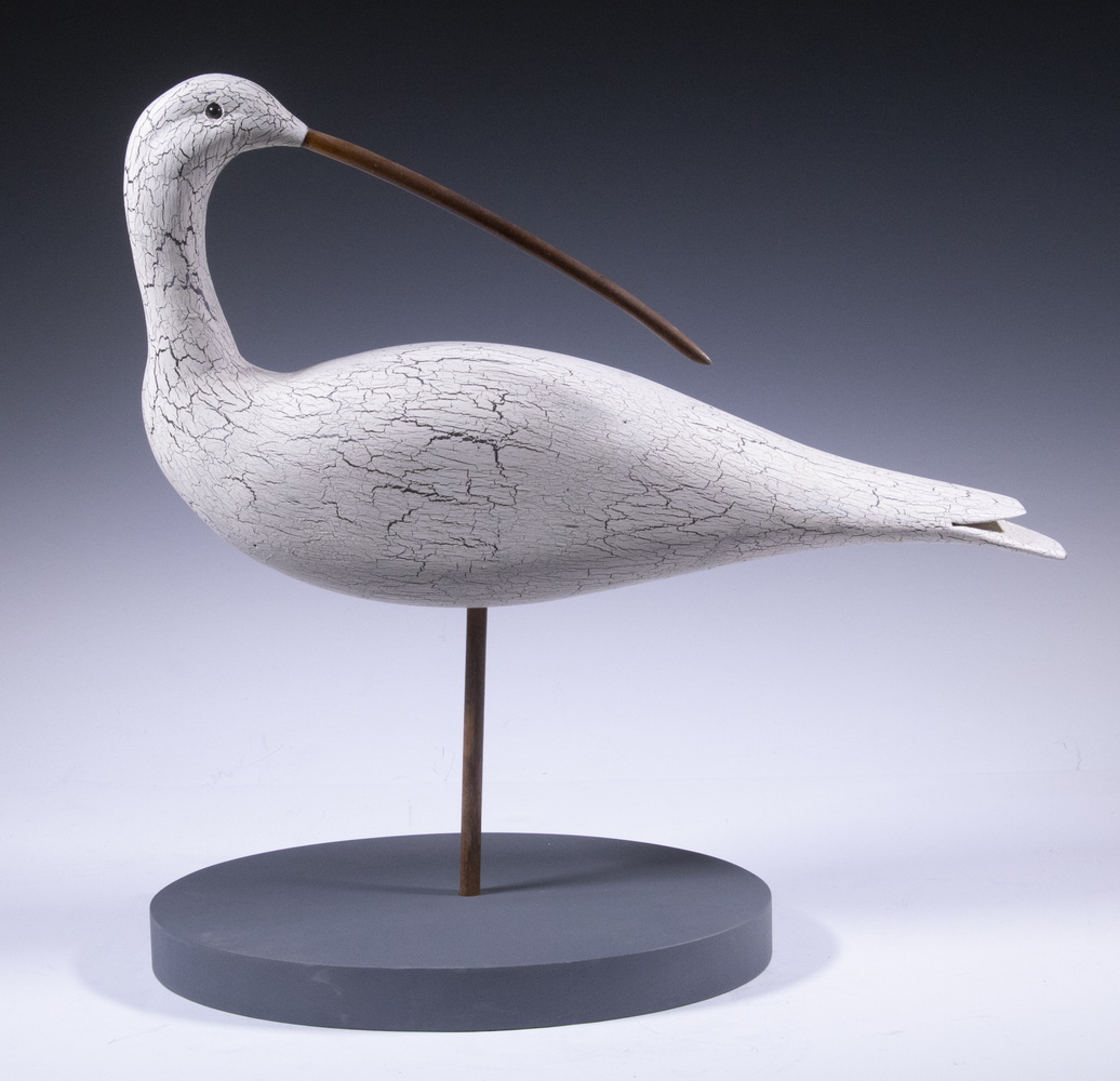 CARVED SHOREBIRD BY EDWIN HAWKES  33ed2c