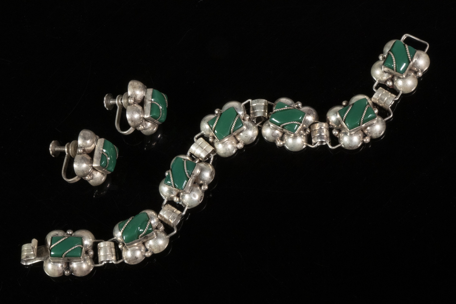 MEXICAN SILVER JEWELRY SUITE (2)
