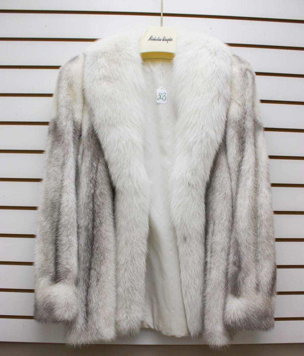 LADY S MINK FUR COAT WITH FOX COLLAR  33edc2