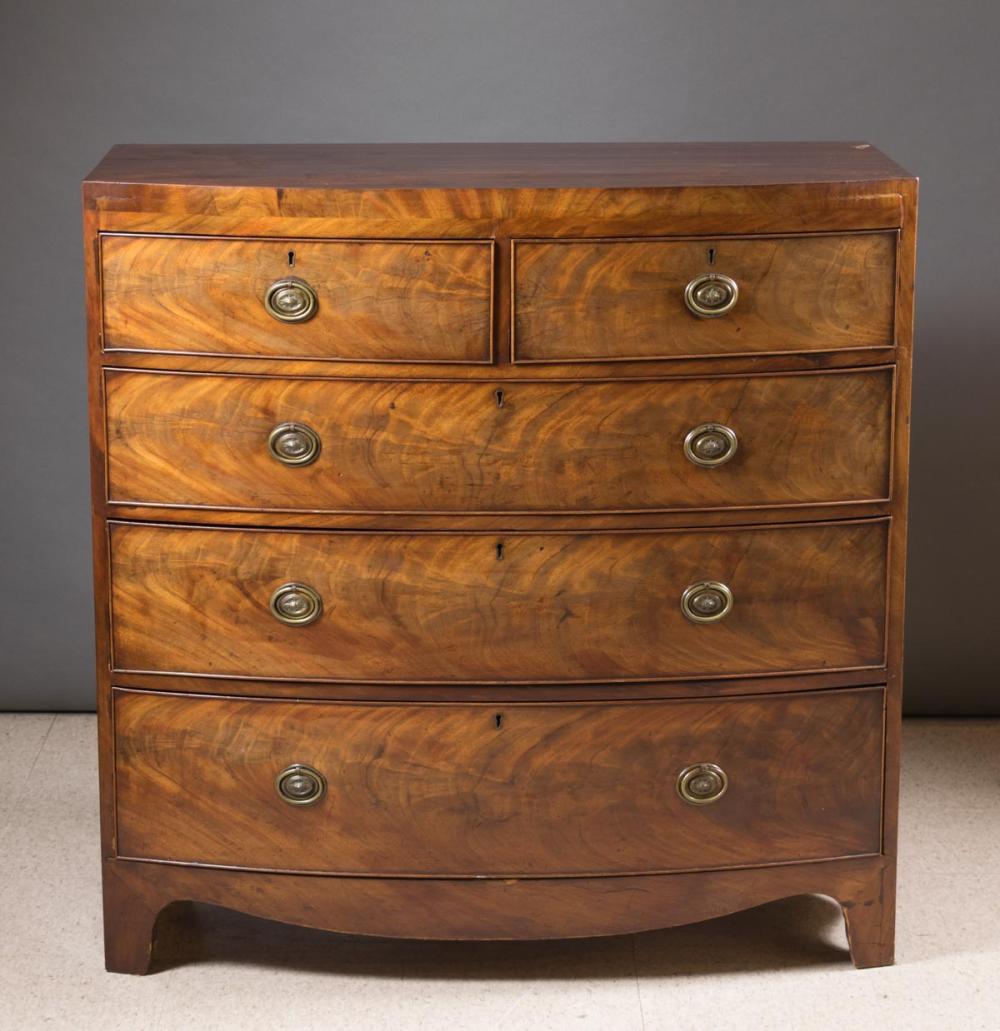 GEORGE III MAHOGANY BOW-FRONT CHEST,