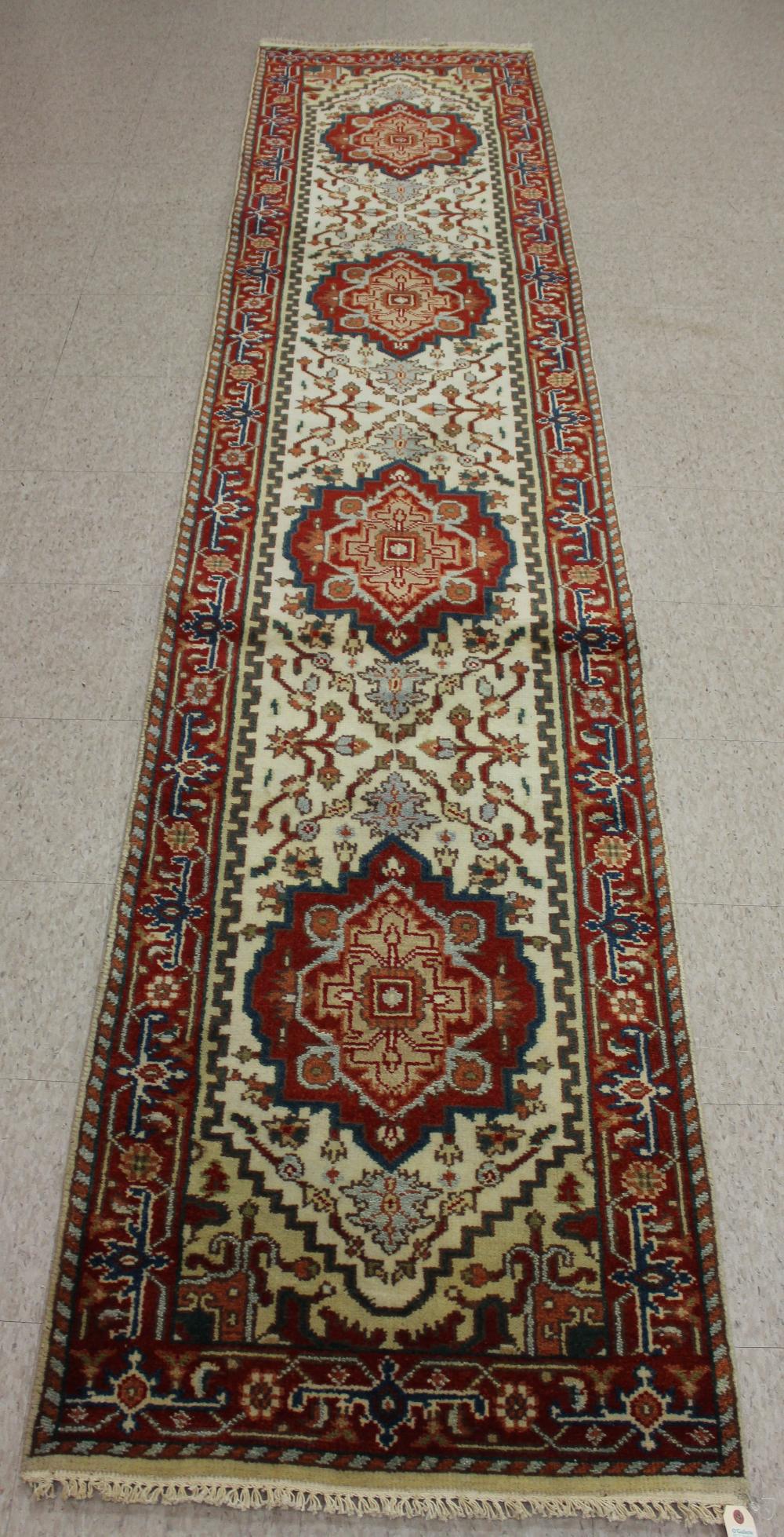 HAND KNOTTED ORIENTAL HALL RUG  33ee36