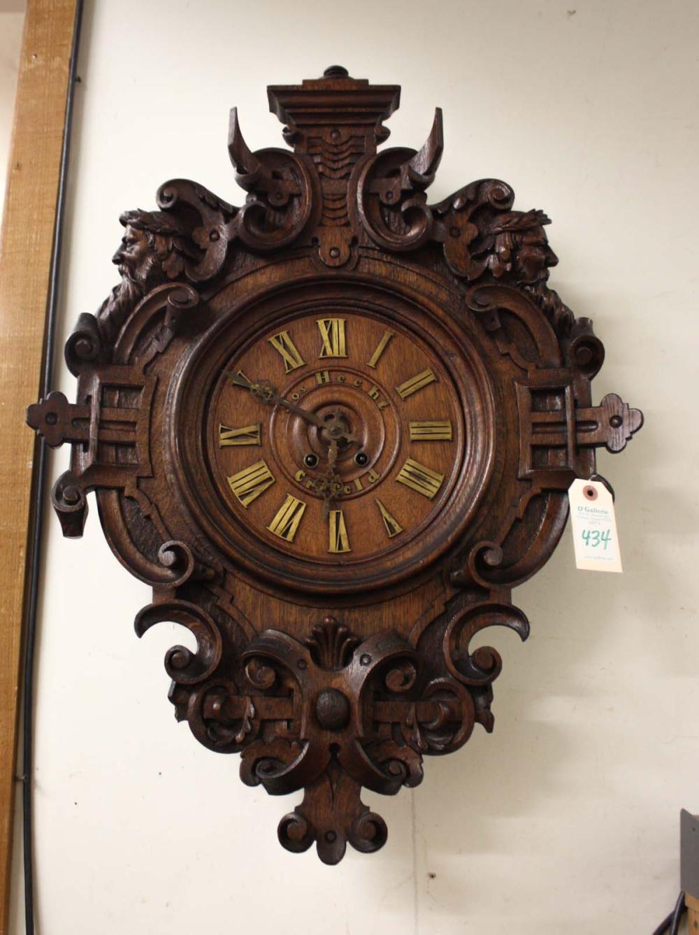 HIGHLY CARVED OAK CARTEL CLOCK  33ee3b