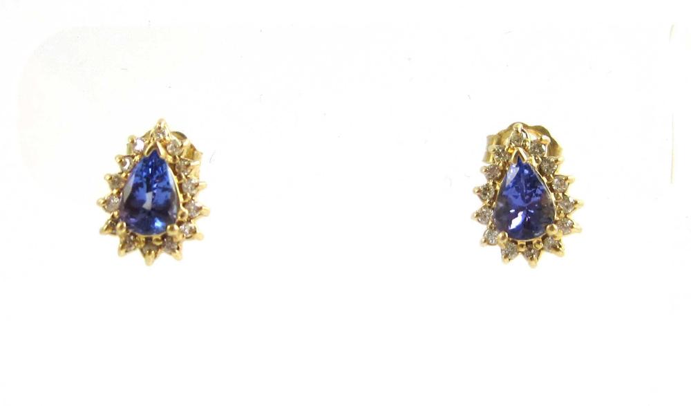 PAIR OF TANZANITE AND DIAMOND STUD