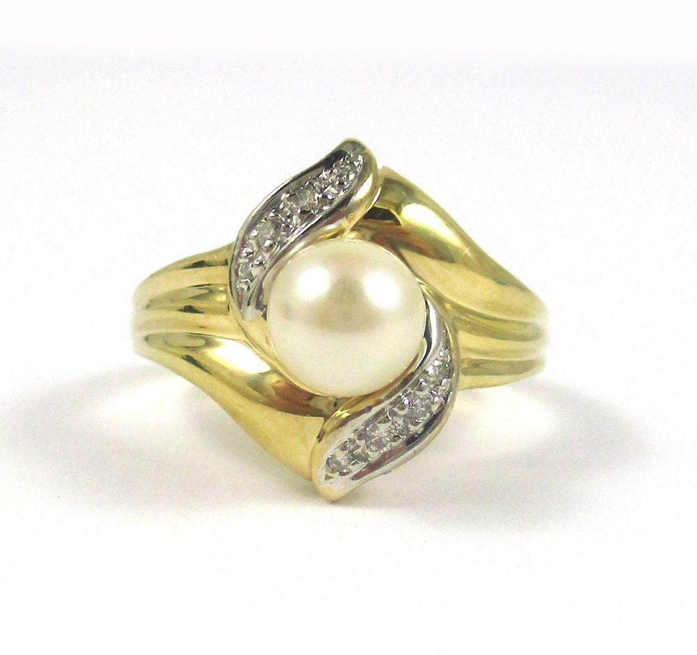 PEARL DIAMOND AND TWO TONE GOLD 33ee80