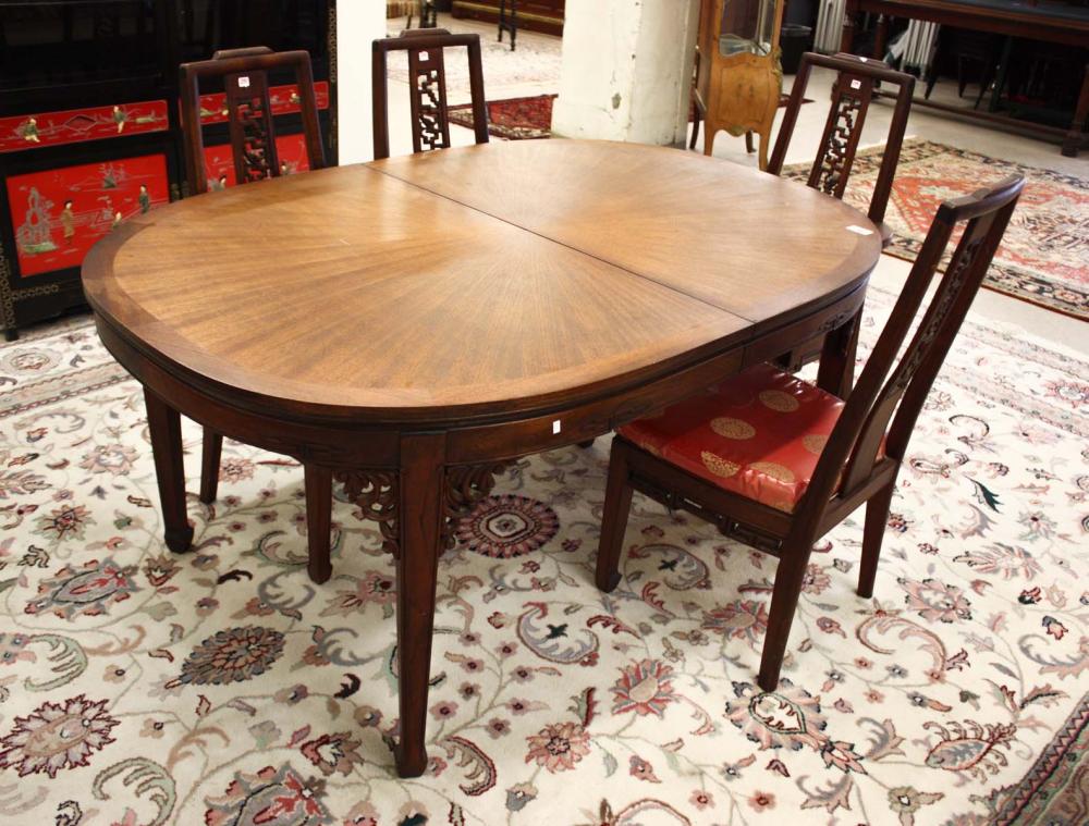 CHINESE EXPORT DINING TABLE, SIX