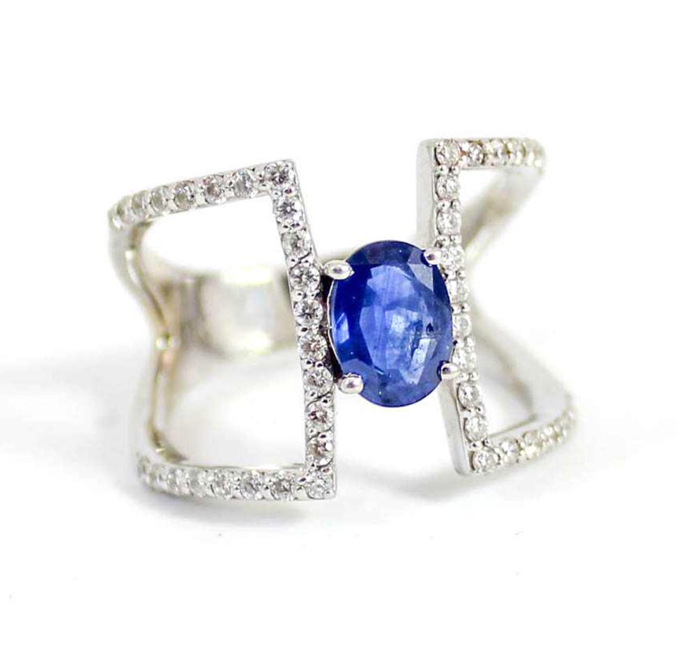 SAPPHIRE DIAMOND AND FOURTEEN 33ef8d