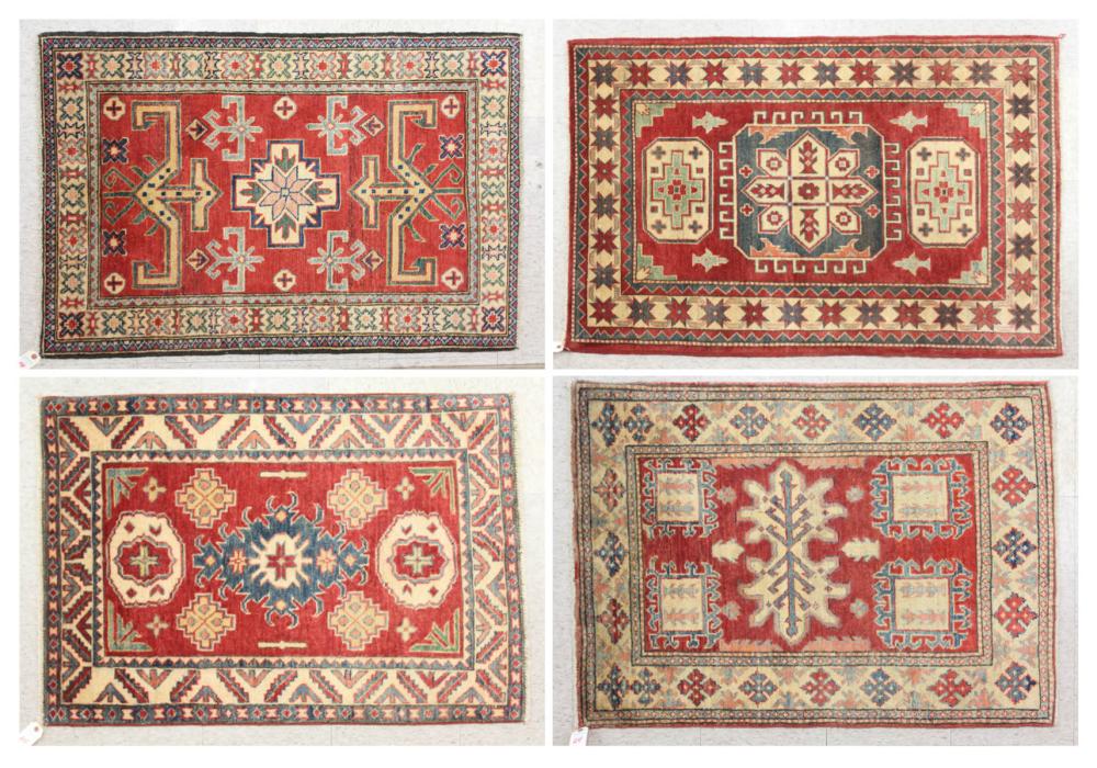 FOUR SMALL HAND KNOTTED ORIENTAL 33f078