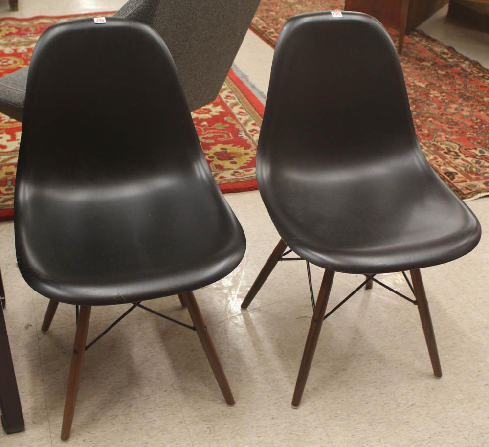 A PAIR OF EAMES DSW SIDE CHAIRSA 34182f