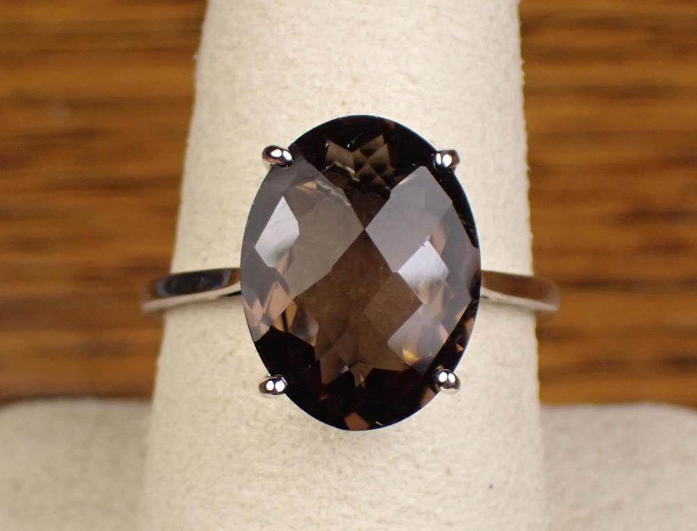 SMOKY QUARTZ AND WHITE GOLD SOLITAIRE 341839