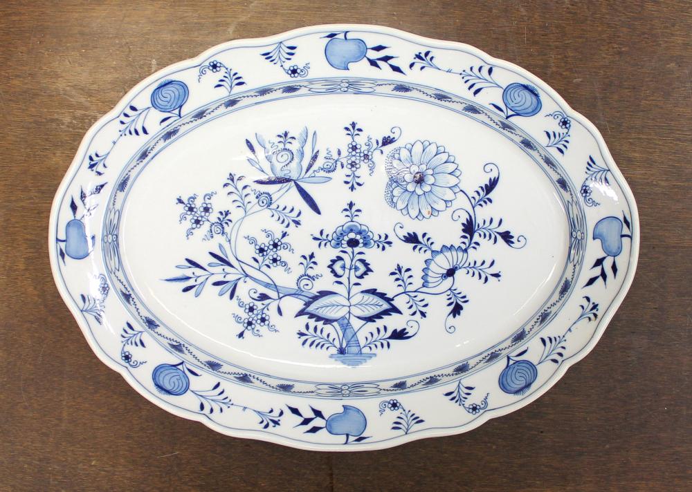 MEISSEN BLUE ONION OVAL SERVING 341922