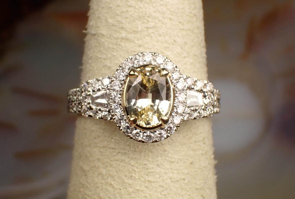 YELLOW SAPPHIRE AND EIGHTEEN KARAT 341982