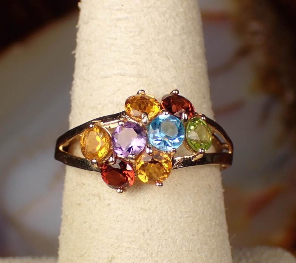 GEMSTONE AND FOURTEEN KARAT GOLD 3419ca