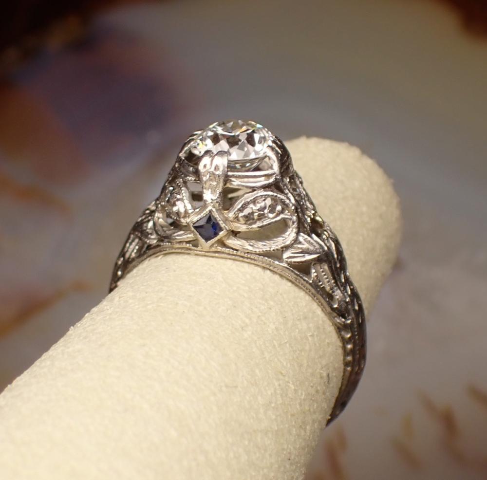 ANTIQUE DIAMOND AND PLATINUM FILIGREE 341ac0