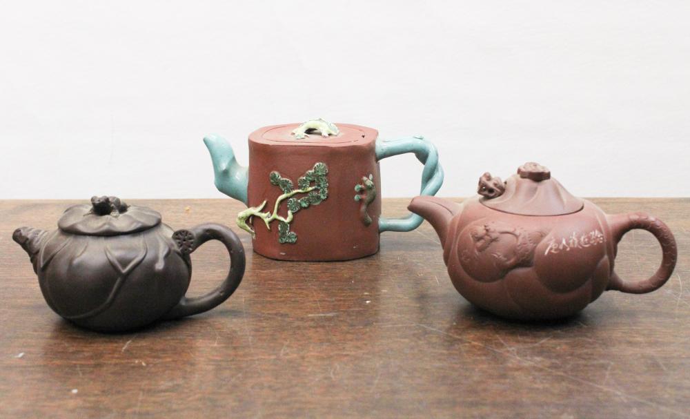 THREE CHINESE ZISHA WARE TEAPOTSTHREE 341b19