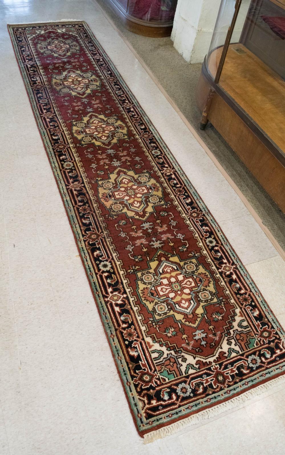 HAND KNOTTED ORIENTAL HALL RUGHAND 341b1c