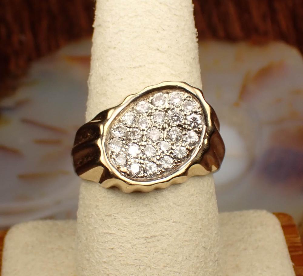 DIAMOND AND FOURTEEN KARAT GOLD 341c60