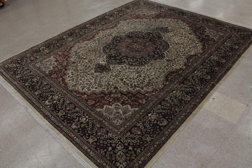 HAND KNOTTED ORIENTAL CARPETHAND 341c73
