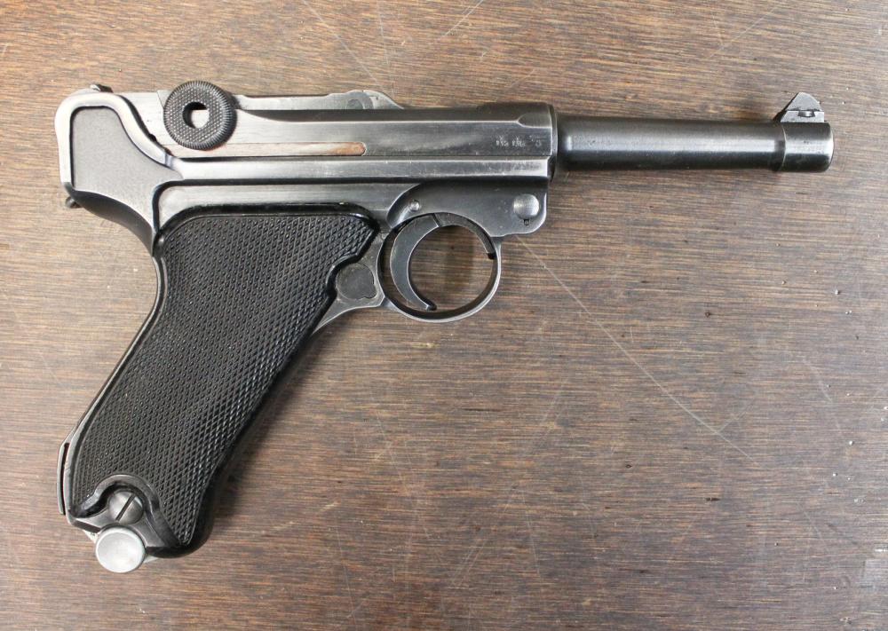 GERMAN WW2 MAUSER MODEL P.08 LUGER PISTOLGERMAN