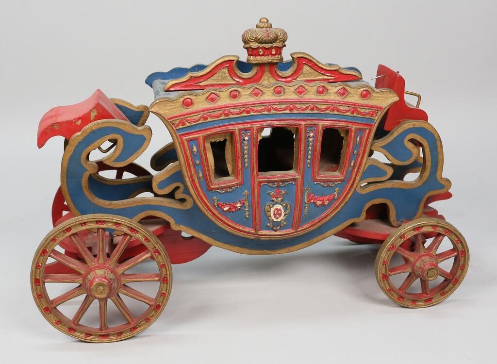 WOODEN TOY CARRIAGEHaving painted
