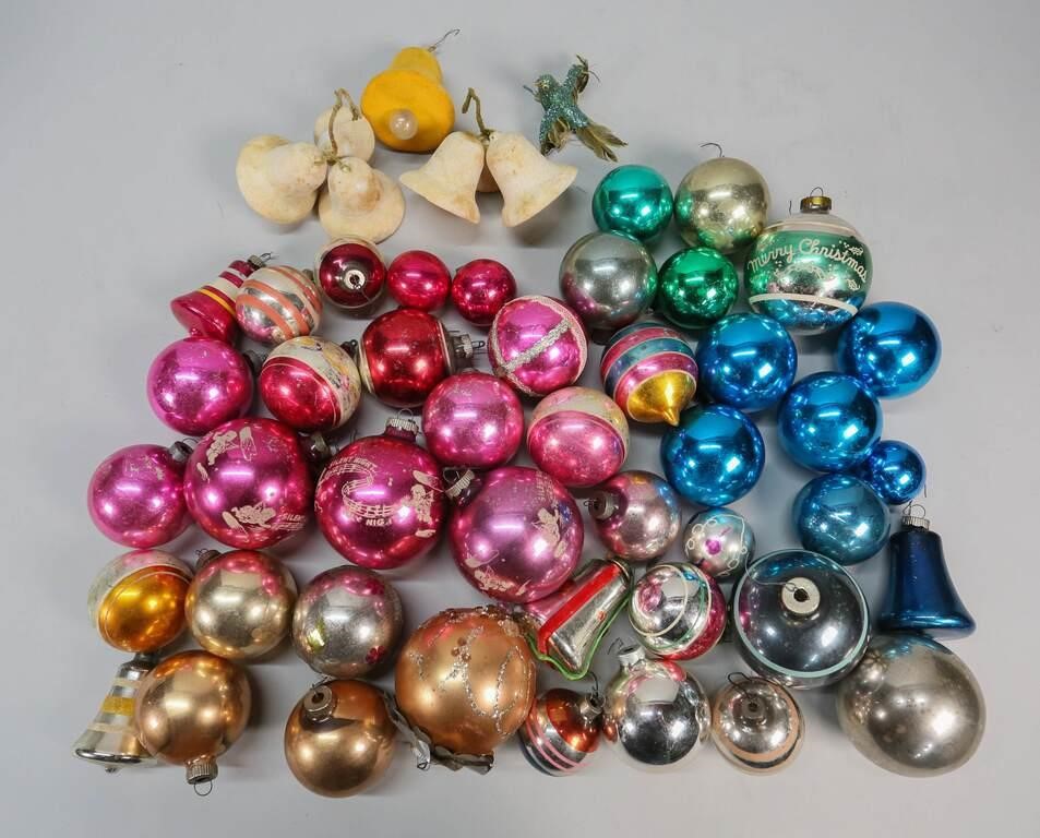 48 EARLY 20TH CENTURY CHRISTMAS ORNAMENTS48