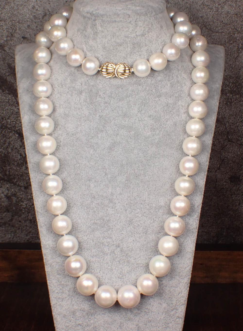 SOUTH SEA PEARL AND EIGHTEEN KARAT