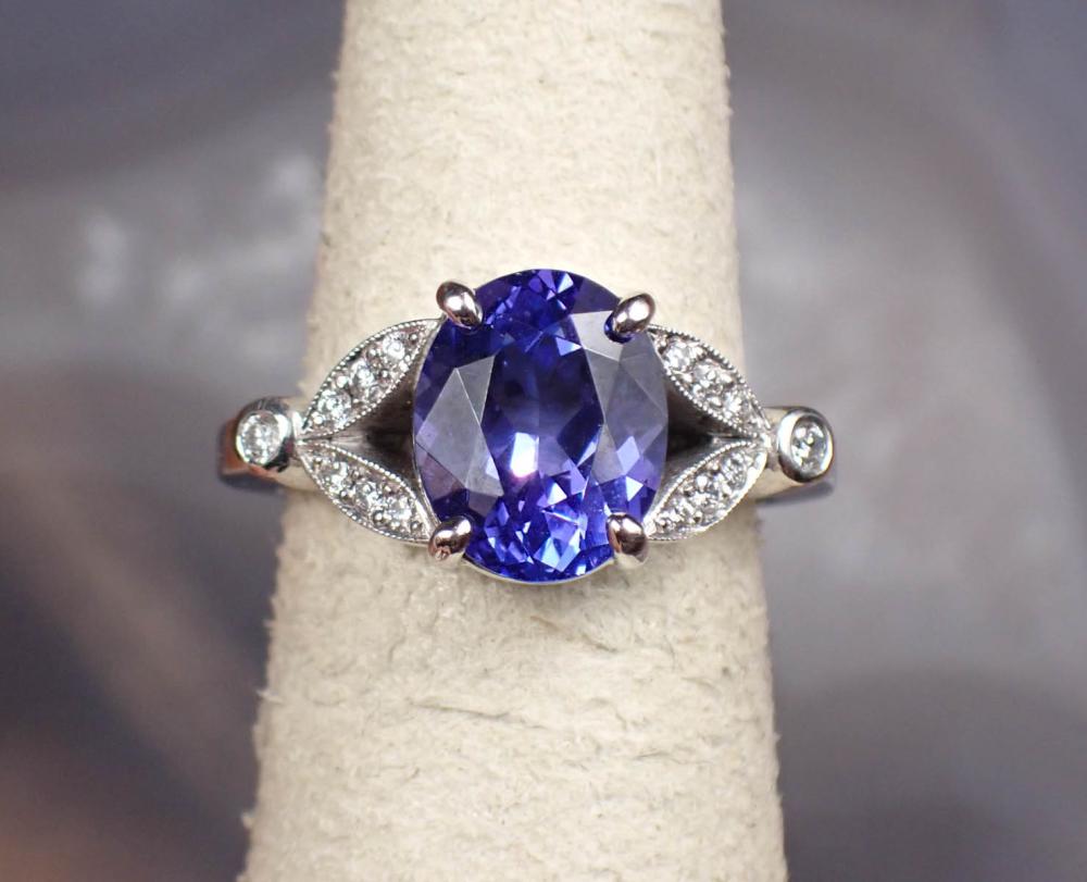 TANZANITE DIAMOND AND GOLD RINGTANZANITE  341edd