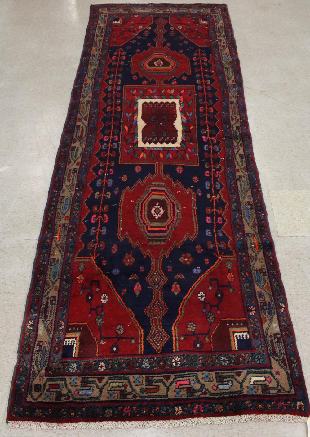 HAND KNOTTED PERSIAN TRIBAL RUGHAND 341fab