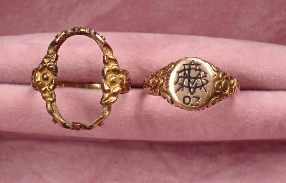 TWO ORNATE YELLOW GOLD RINGSTWO 342127