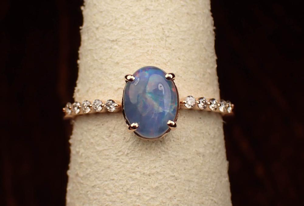 OPAL TRIPLET, DIAMOND AND FOURTEEN