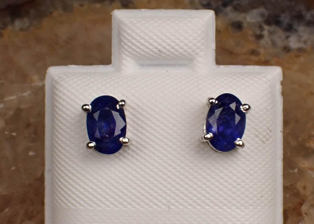 PAIR OF SAPPHIRE AND FOURTEEN KARAT