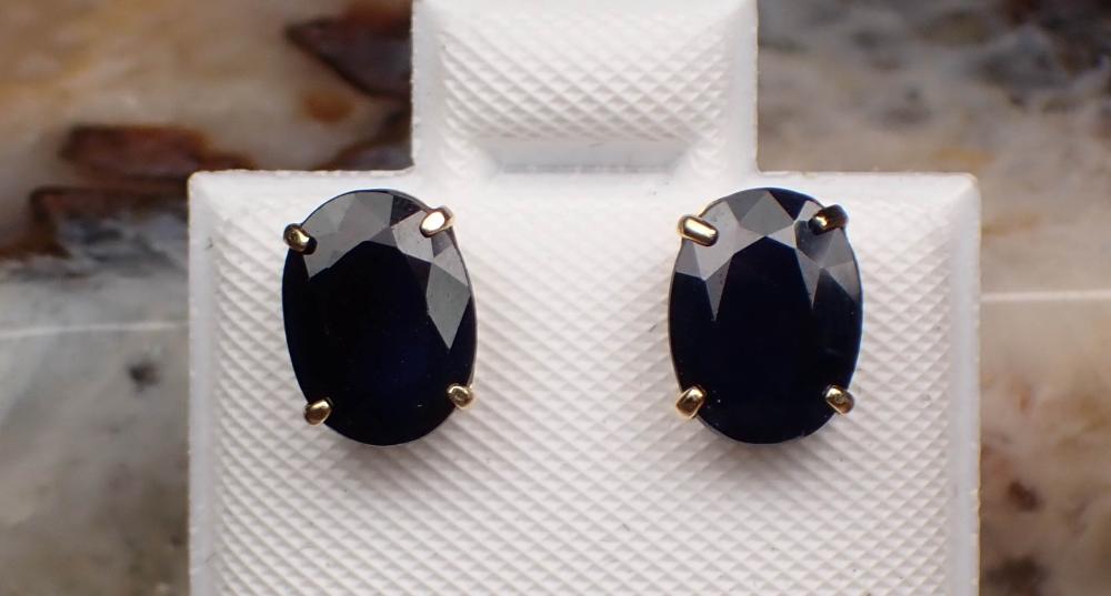 PAIR OF SAPPHIRE AND FOURTEEN KARAT