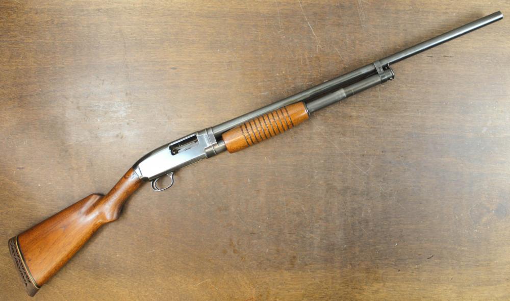 WINCHESTER MODEL 1912 SLIDE ACTION SHOTGUNWINCHESTER