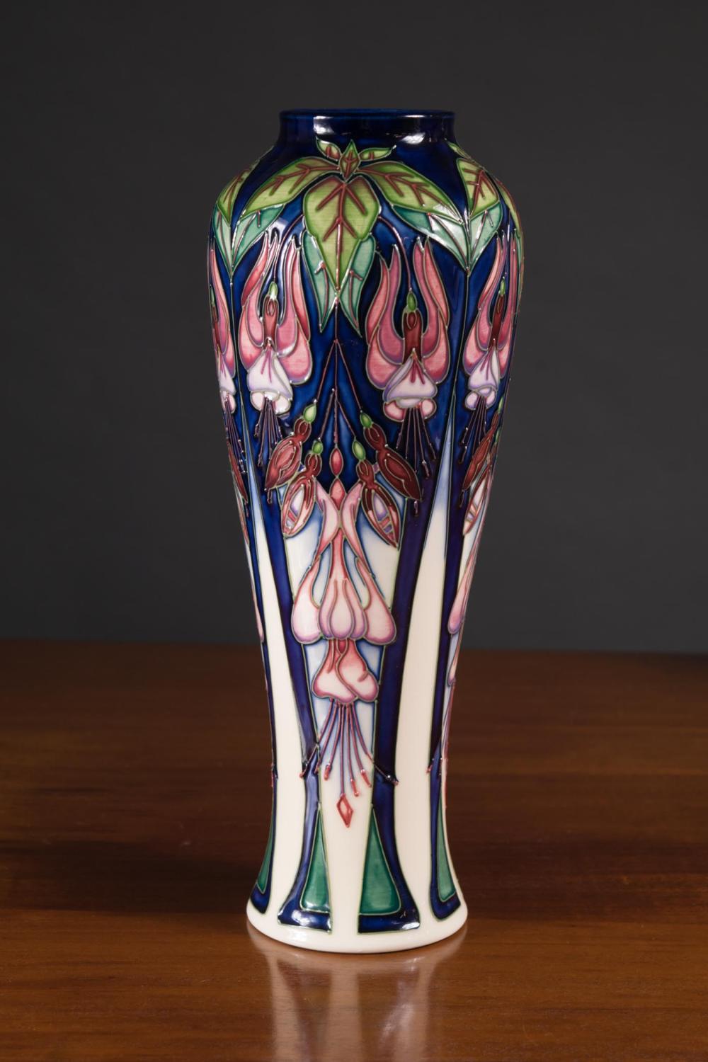 ENGLISH MOORCROFT MARINKA ART 342702