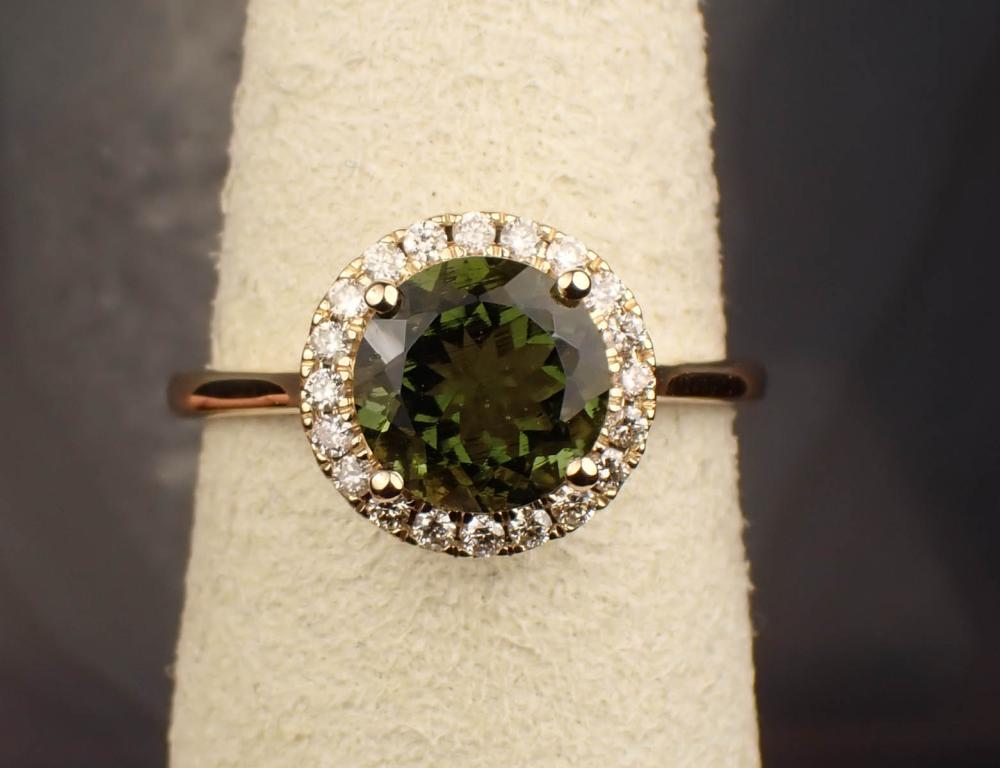 MOLDAVITE, DIAMOND AND GOLD RINGMOLDAVITE,