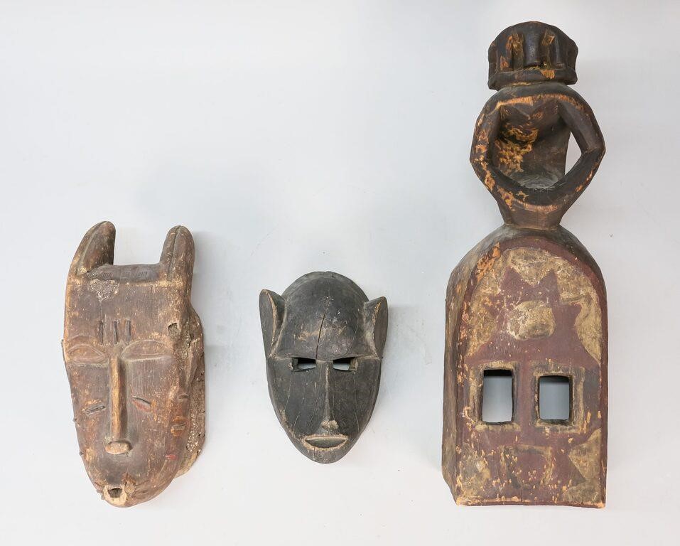 3 AFRICAN MASKS3 wood carved masks 34276d