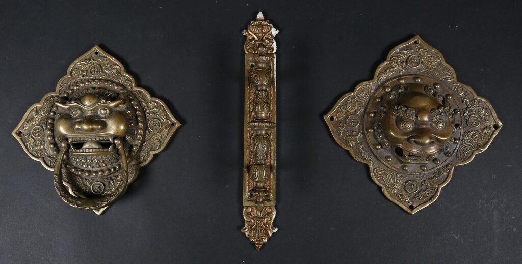 BRASS DOOR KNOCKERS AND HANDLE2 Chinese