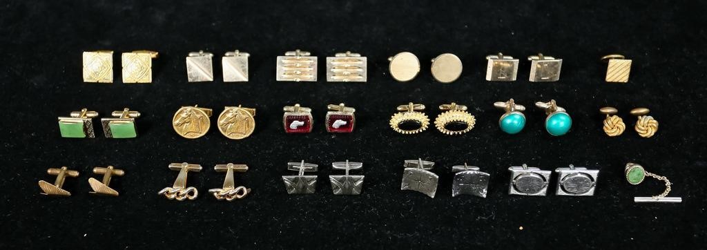 COLLECTION OF MEN'S CUFFLINKSCollection