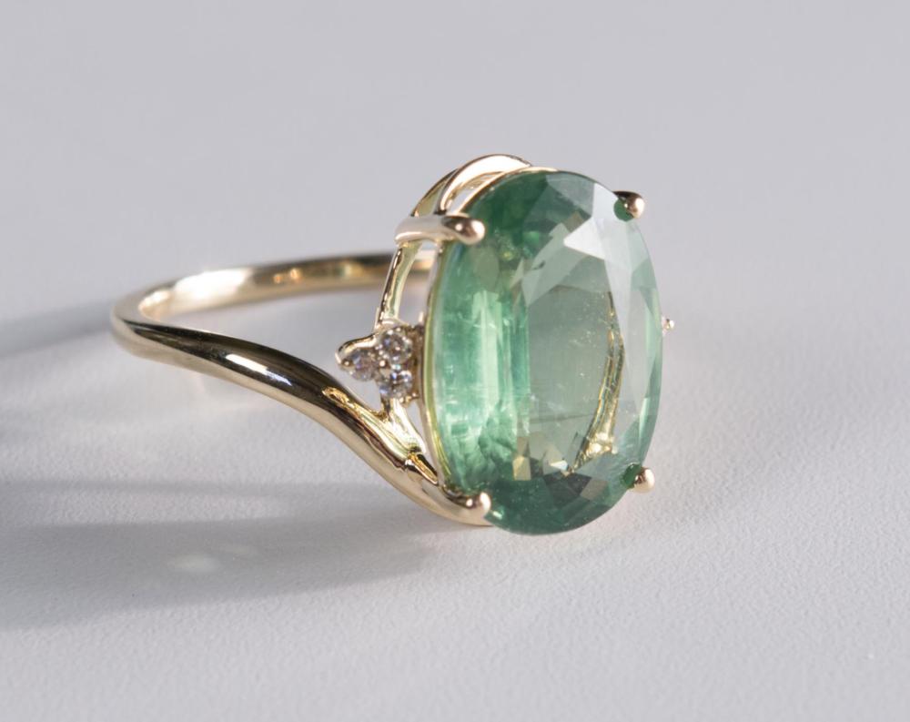 DIAMOND AND MINT GREEN GEMSTONE