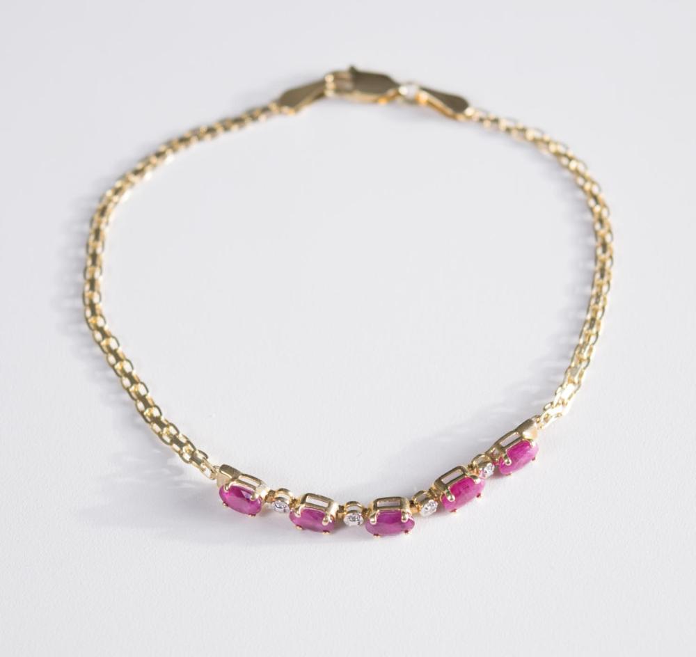 RUBY AND GOLD CHAIN BRACELETRUBY